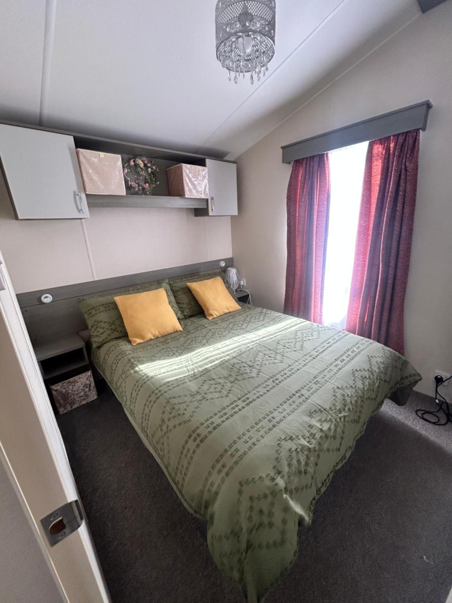 Littlesea Haven Weymouth Hotel Екстериор снимка